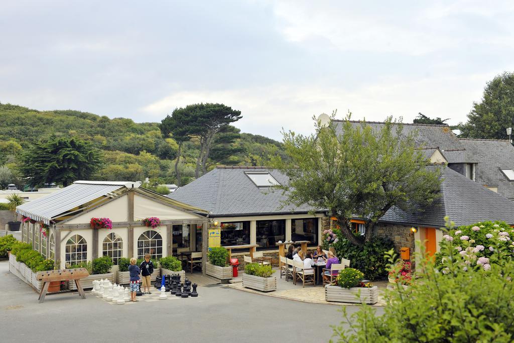 Camping RCN Port l'Epine Trélévern Extérieur photo