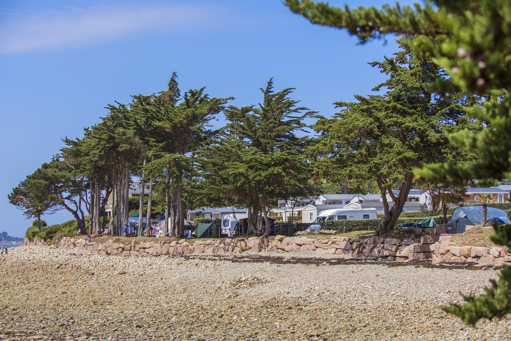 Camping RCN Port l'Epine Trélévern Extérieur photo